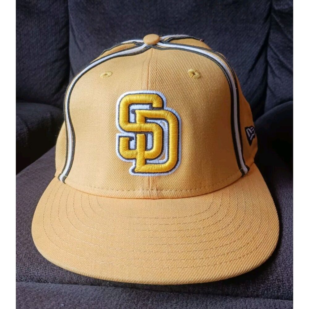 San Diego Padres New Era 59fifty Fitted MLB Baseball Cap Size 7 1/4 Yellow VTG